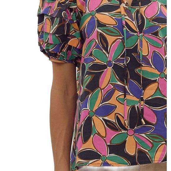 NEW ENTRO floral print short sleeve tiered detail blouse in multicolor